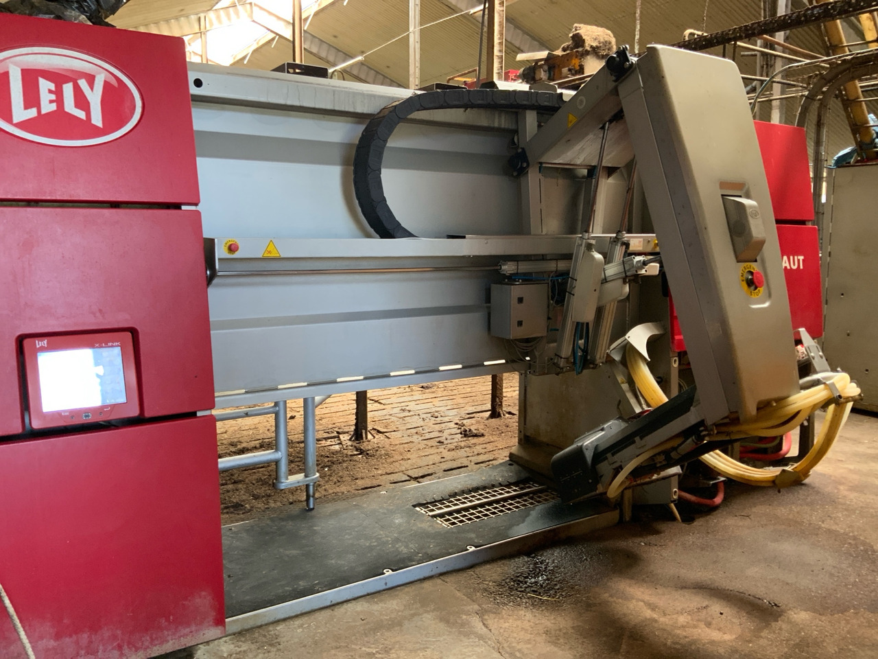 Lely Wedholm Astronaut A3 Next MTZ-100 - Oprema za stoku: slika Lely Wedholm Astronaut A3 Next MTZ-100 - Oprema za stoku Lely Wedholm Astronaut A3 Next MTZ-100 - Oprema za stoku: slika Lely Wedholm Astronaut A3 Next MTZ-100 - Oprema za stoku