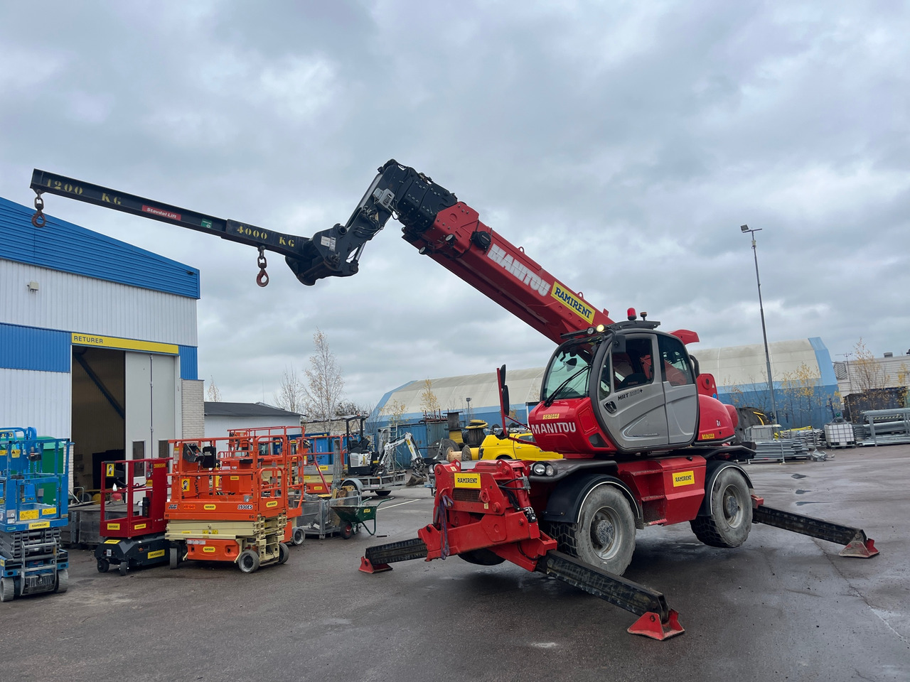 Manitou MRT2150 Privilege - Teleskopski rukovatelj: slika Manitou MRT2150 Privilege - Teleskopski rukovatelj Manitou MRT2150 Privilege - Teleskopski rukovatelj: slika Manitou MRT2150 Privilege - Teleskopski rukovatelj