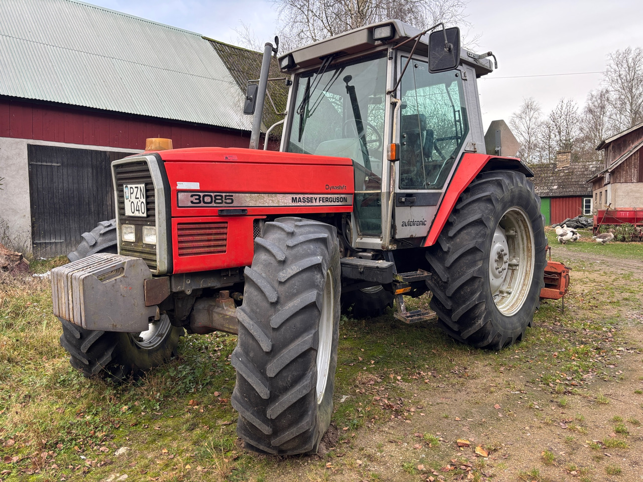 Massey Ferguson 3085 Dynashift - Traktor: slika Massey Ferguson 3085 Dynashift - Traktor Massey Ferguson 3085 Dynashift - Traktor: slika Massey Ferguson 3085 Dynashift - Traktor