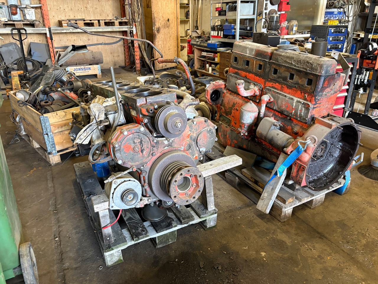 Scania DS 11 / DSI 11 - Građevinska oprema: slika Scania DS 11 / DSI 11 - Građevinska oprema Scania DS 11 / DSI 11 - Građevinska oprema: slika Scania DS 11 / DSI 11 - Građevinska oprema