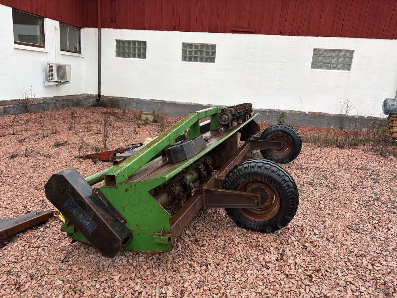 Sovema Jumbo 470 - Malčer: slika Sovema Jumbo 470 - Malčer Sovema Jumbo 470 - Malčer: slika Sovema Jumbo 470 - Malčer