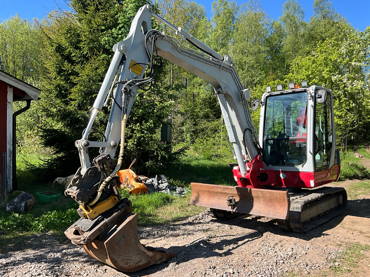 Takeuchi TB250 - Bager: slika Takeuchi TB250 - Bager Takeuchi TB250 - Bager: slika Takeuchi TB250 - Bager