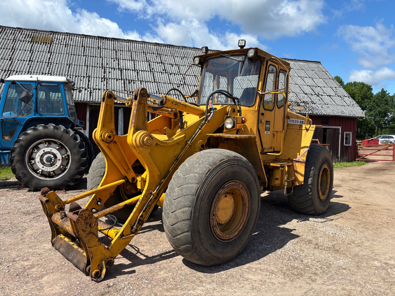 Volvo BM LM 846 - Utovarivač na kotačima: slika Volvo BM LM 846 - Utovarivač na kotačima Volvo BM LM 846 - Utovarivač na kotačima: slika Volvo BM LM 846 - Utovarivač na kotačima