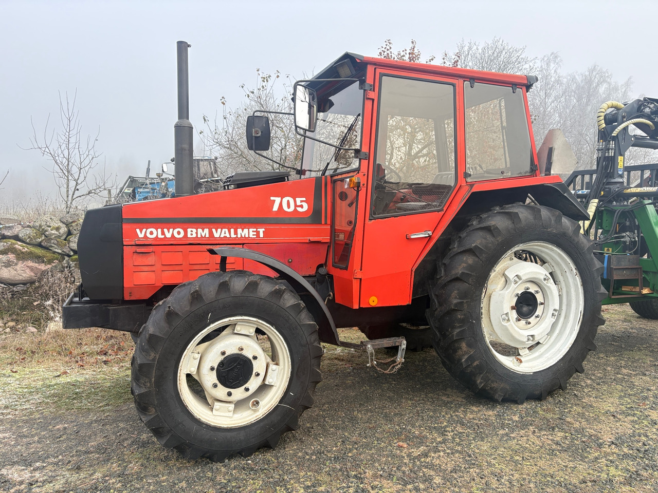 Volvo BM Valmet 705 - Traktor: slika Volvo BM Valmet 705 - Traktor Volvo BM Valmet 705 - Traktor: slika Volvo BM Valmet 705 - Traktor