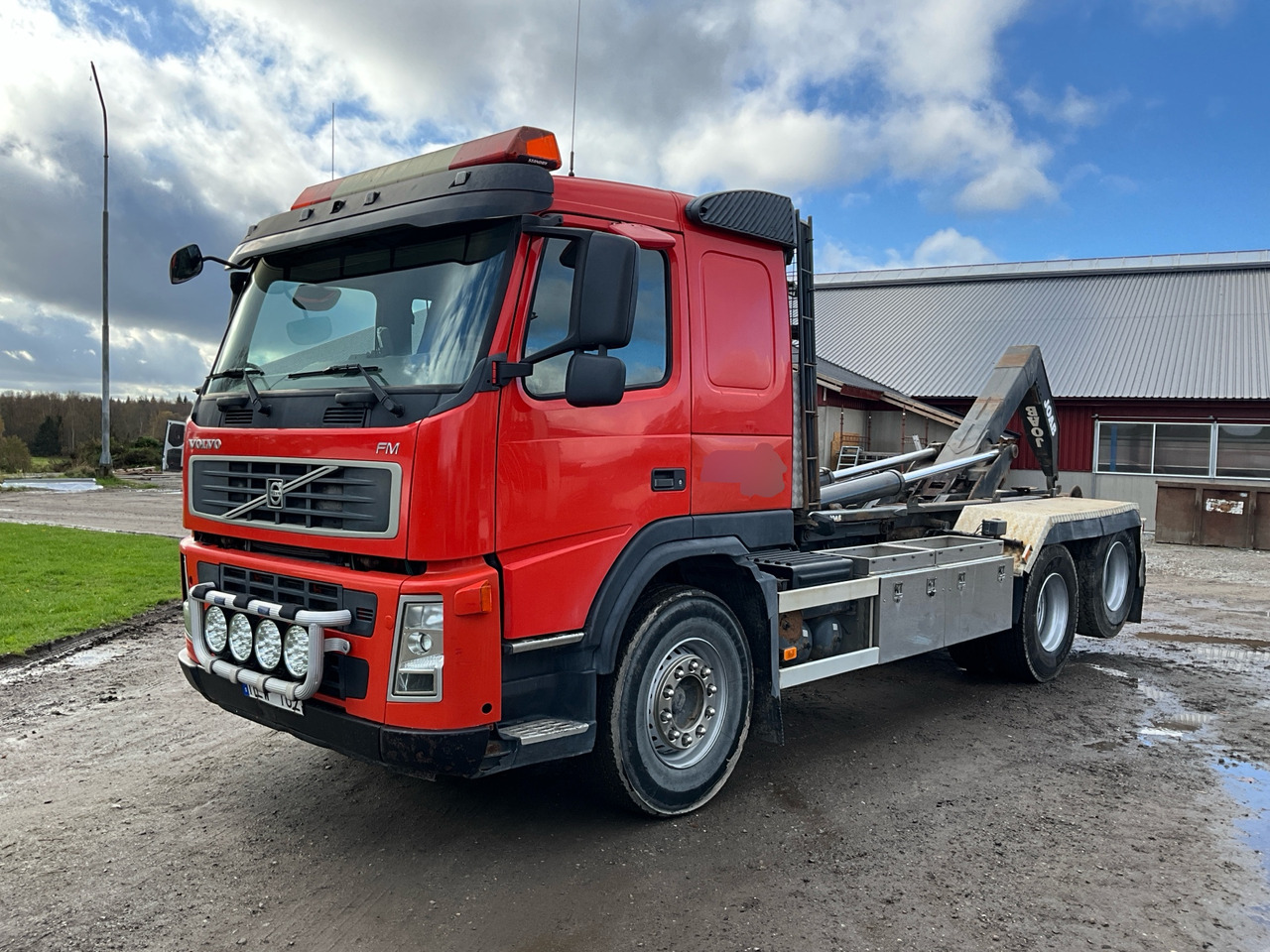 Volvo FM 480 - Kamion s kukastom dizalicom: slika Volvo FM 480 - Kamion s kukastom dizalicom Volvo FM 480 - Kamion s kukastom dizalicom: slika Volvo FM 480 - Kamion s kukastom dizalicom