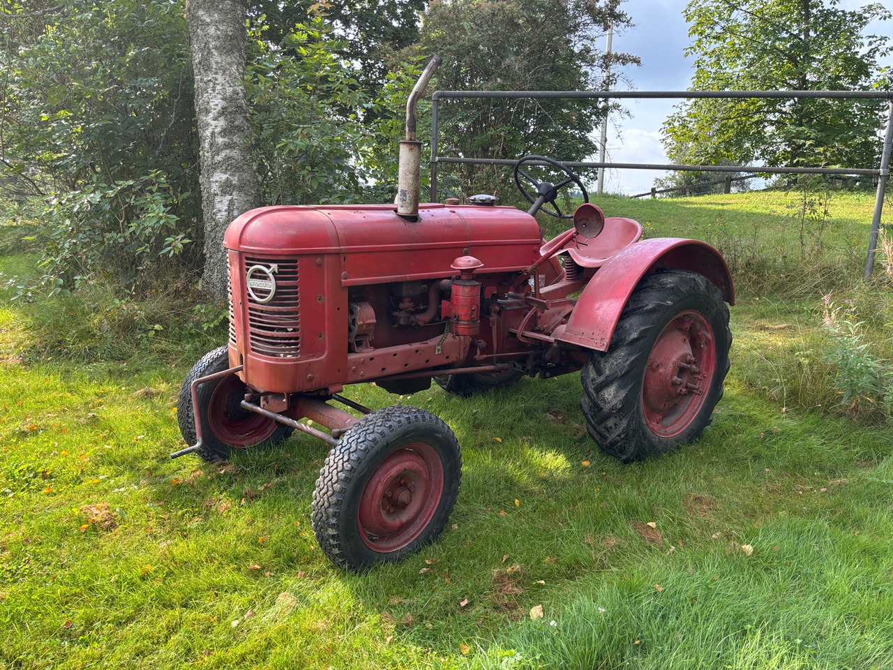 Volvo T21 - Traktor: slika Volvo T21 - Traktor Volvo T21 - Traktor: slika Volvo T21 - Traktor