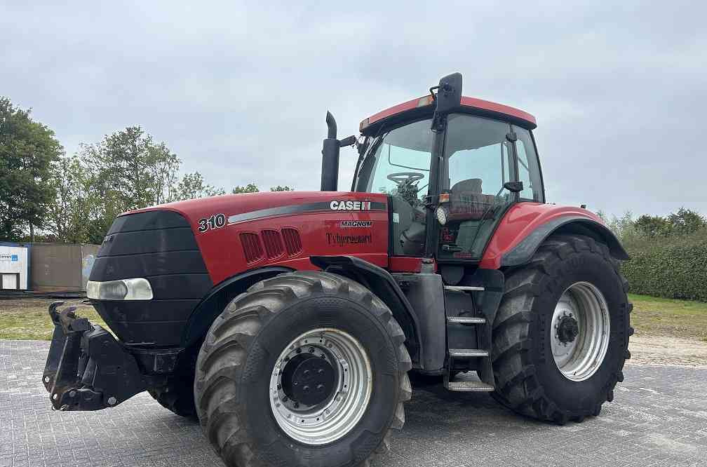 Case-IH Magnum 310 powershift - Traktor: slika Case-IH Magnum 310 powershift - Traktor Case-IH Magnum 310 powershift - Traktor: slika Case-IH Magnum 310 powershift - Traktor