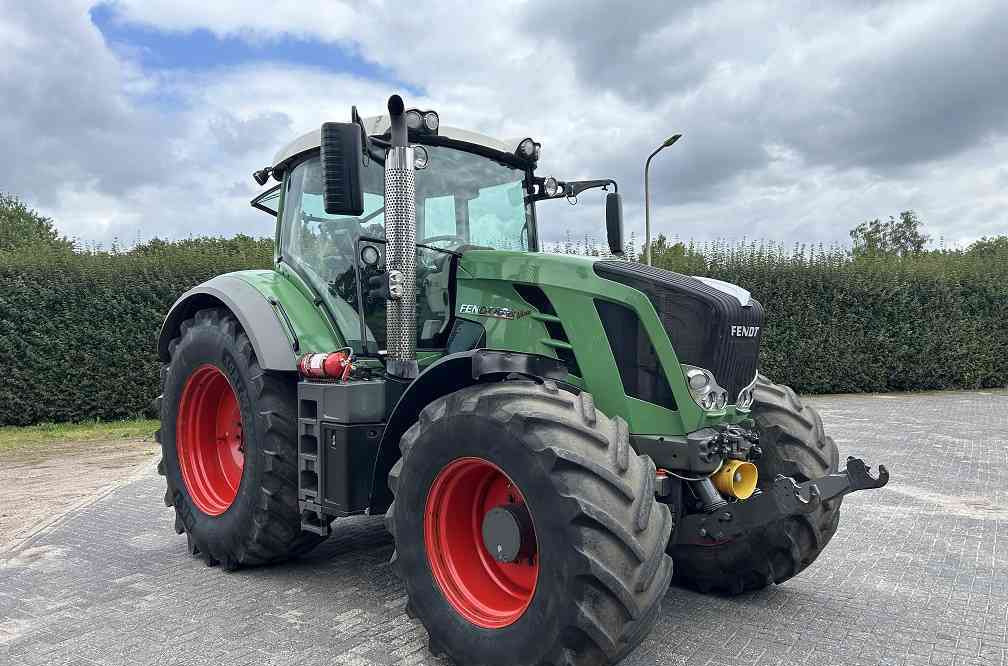 Fendt 828 vario profi scr - Traktor: slika Fendt 828 vario profi scr - Traktor Fendt 828 vario profi scr - Traktor: slika Fendt 828 vario profi scr - Traktor