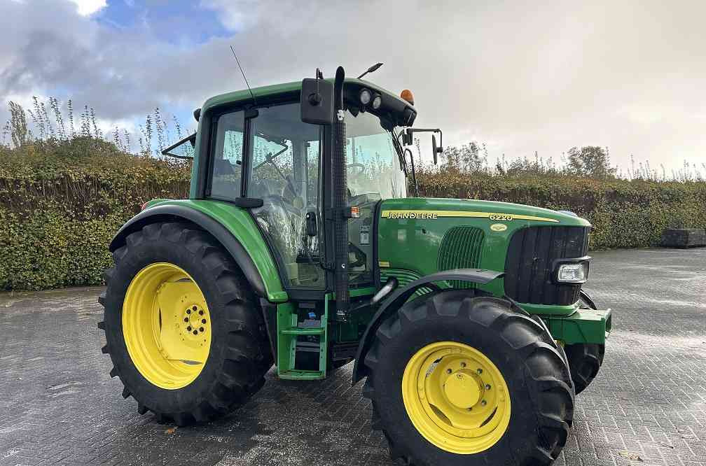 John Deere 6220 premium, 7500 uur MARGEPRIJS - Traktor: slika John Deere 6220 premium, 7500 uur MARGEPRIJS - Traktor John Deere 6220 premium, 7500 uur MARGEPRIJS - Traktor: slika John Deere 6220 premium, 7500 uur MARGEPRIJS - Traktor
