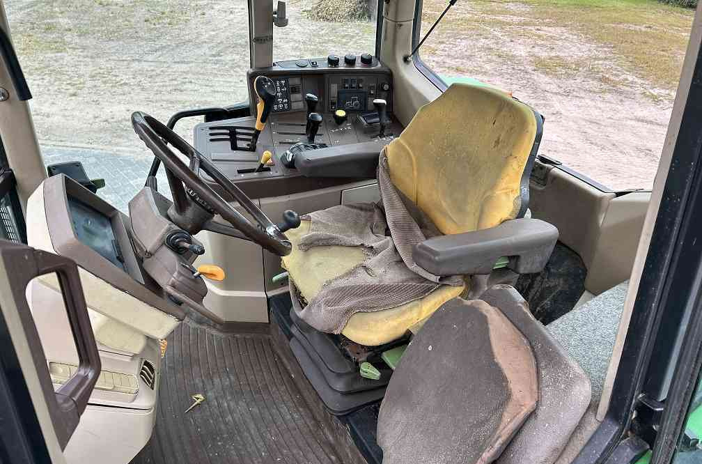 John Deere 6410 premium, tls airco, powerquad! - Traktor: slika John Deere 6410 premium, tls airco, powerquad! - Traktor John Deere 6410 premium, tls airco, powerquad! - Traktor: slika John Deere 6410 premium, tls airco, powerquad! - Traktor