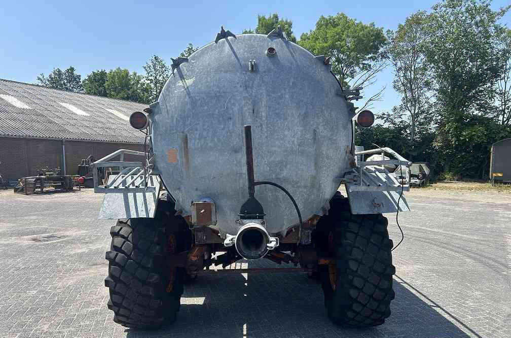 Kaweco 8000 ltr mesttank, watertank - Cisterna za gnojnicu: slika Kaweco 8000 ltr mesttank, watertank - Cisterna za gnojnicu Kaweco 8000 ltr mesttank, watertank - Cisterna za gnojnicu: slika Kaweco 8000 ltr mesttank, watertank - Cisterna za gnojnicu