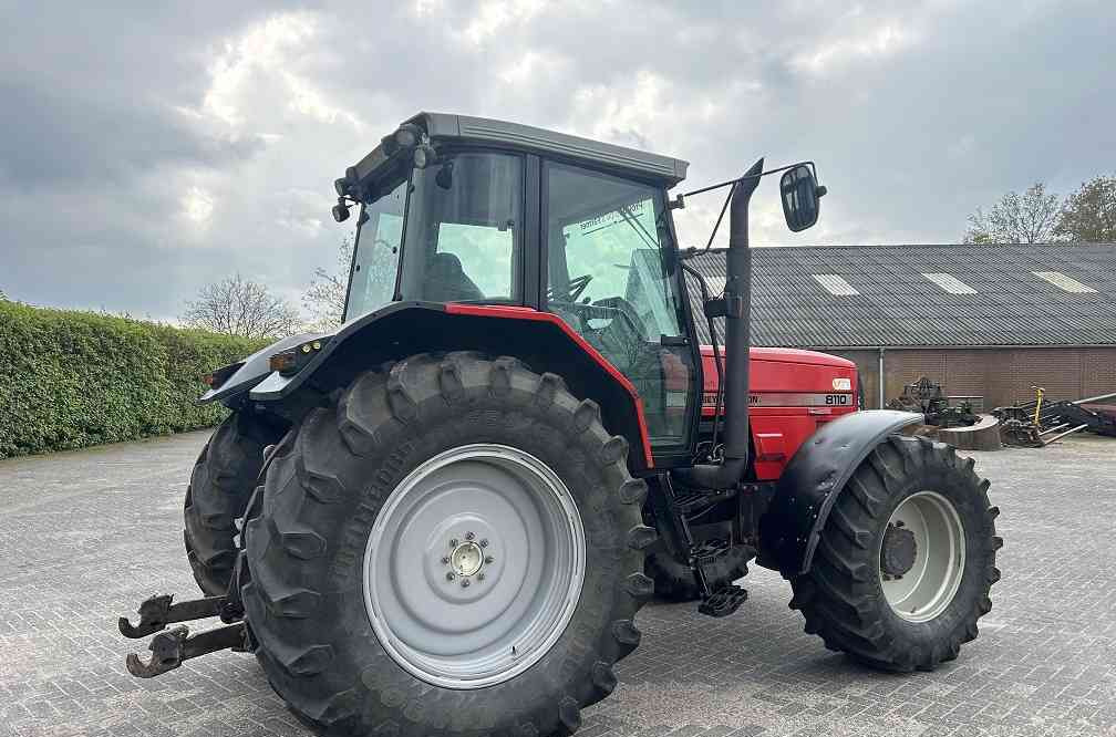 Massey Ferguson 8110 dynashift - Traktor: slika Massey Ferguson 8110 dynashift - Traktor Massey Ferguson 8110 dynashift - Traktor: slika Massey Ferguson 8110 dynashift - Traktor