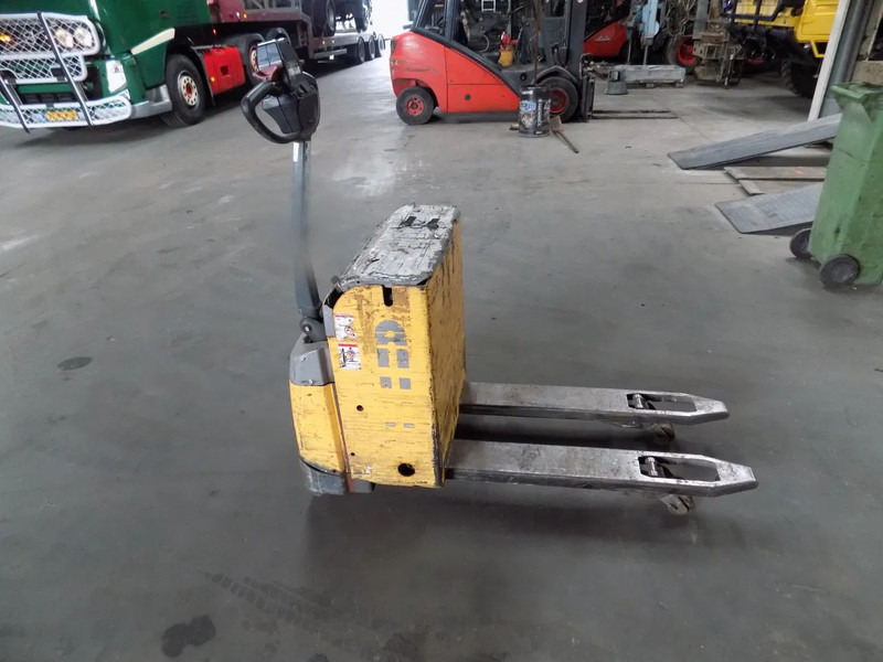 Atlet electrick lift choice off 3 pieces accu - Električni viličar: slika Atlet electrick lift choice off 3 pieces accu - Električni viličar Atlet electrick lift choice off 3 pieces accu - Električni viličar: slika Atlet electrick lift choice off 3 pieces accu - Električni viličar