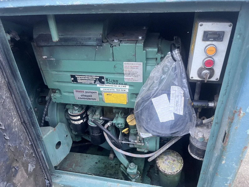 Eekels pompset Deutz 1011 met varisco pomp - Pumpa za vodu: slika Eekels pompset Deutz 1011 met varisco pomp - Pumpa za vodu Eekels pompset Deutz 1011 met varisco pomp - Pumpa za vodu: slika Eekels pompset Deutz 1011 met varisco pomp - Pumpa za vodu