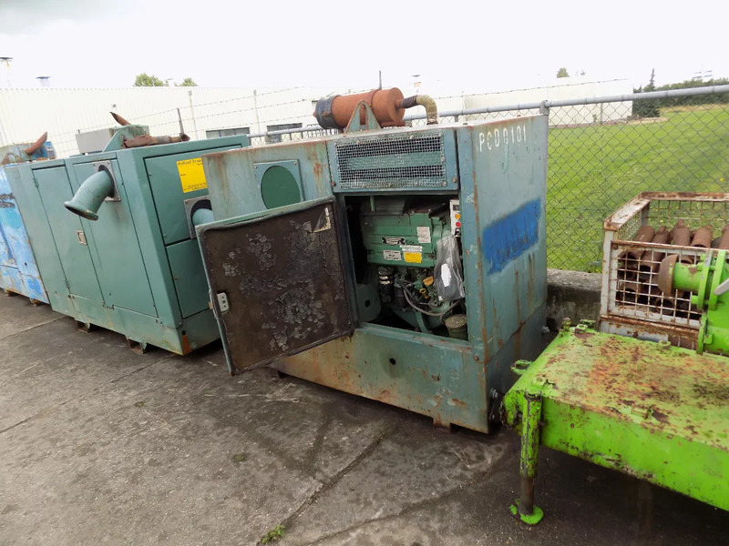 Eekels pompset Deutz 1011 met varisco pomp - Pumpa za vodu: slika Eekels pompset Deutz 1011 met varisco pomp - Pumpa za vodu Eekels pompset Deutz 1011 met varisco pomp - Pumpa za vodu: slika Eekels pompset Deutz 1011 met varisco pomp - Pumpa za vodu
