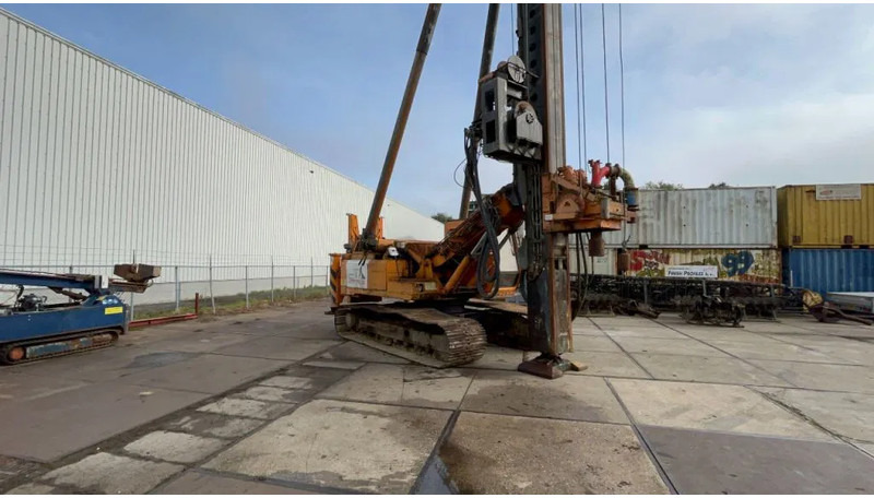 Platforma za bušenje Hitachi EX200 LC Driller: slika Platforma za bušenje Hitachi EX200 LC Driller