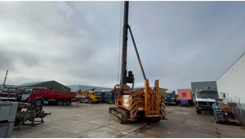 Platforma za bušenje Hitachi EX200 LC Driller: slika Platforma za bušenje Hitachi EX200 LC Driller