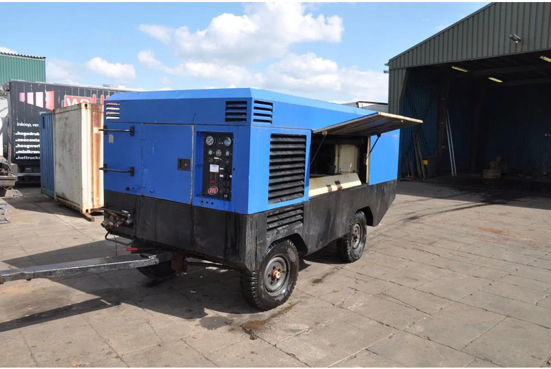 Ingersoll Rand Compressor 9270 of 9/270 Cummins ISL - Platforma za bušenje: slika Ingersoll Rand Compressor 9270 of 9/270 Cummins ISL - Platforma za bušenje Ingersoll Rand Compressor 9270 of 9/270 Cummins ISL - Platforma za bušenje: slika Ingersoll Rand Compressor 9270 of 9/270 Cummins ISL - Platforma za bušenje