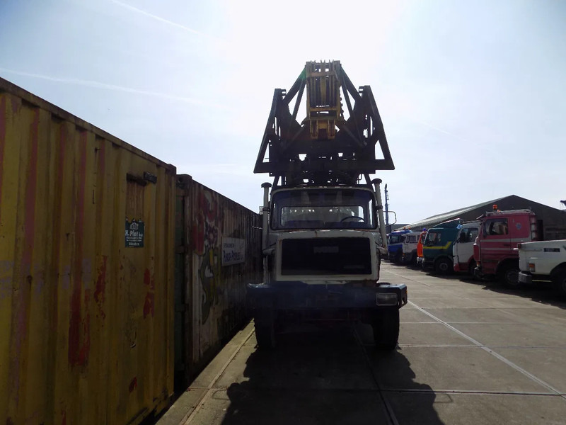 Platforma za bušenje Iveco Iveco magirus 6x6 256D26 salzgitter: slika Platforma za bušenje Iveco Iveco magirus 6x6 256D26 salzgitter