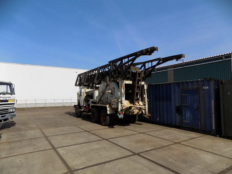 Platforma za bušenje Iveco Iveco magirus 6x6 256D26 salzgitter: slika Platforma za bušenje Iveco Iveco magirus 6x6 256D26 salzgitter