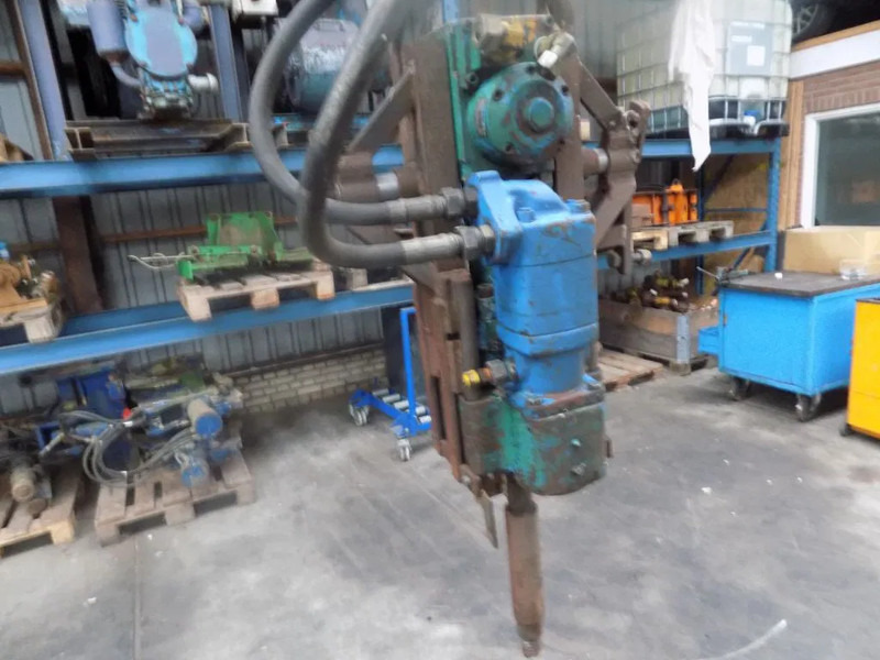 Krupp boormotor voor gesteente met hamer - Platforma za bušenje: slika Krupp boormotor voor gesteente met hamer - Platforma za bušenje Krupp boormotor voor gesteente met hamer - Platforma za bušenje: slika Krupp boormotor voor gesteente met hamer - Platforma za bušenje