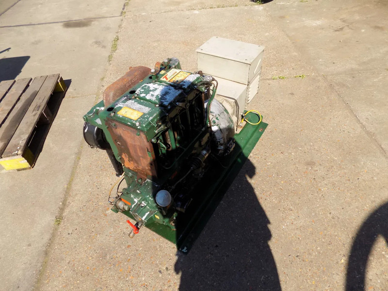 Lister aggregaat 3 cill. lister 25 kva met stamford dynamo keuze uit 2 stuks - Generatorski set: slika Lister aggregaat 3 cill. lister 25 kva met stamford dynamo keuze uit 2 stuks - Generatorski set Lister aggregaat 3 cill. lister 25 kva met stamford dynamo keuze uit 2 stuks - Generatorski set: slika Lister aggregaat 3 cill. lister 25 kva met stamford dynamo keuze uit 2 stuks - Generatorski set
