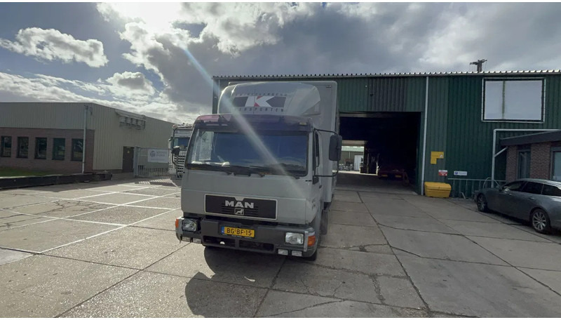 MAN 12.224 MAN 12.224 Afzet bak - Kamion sandučar: slika MAN 12.224 MAN 12.224 Afzet bak - Kamion sandučar MAN 12.224 MAN 12.224 Afzet bak - Kamion sandučar: slika MAN 12.224 MAN 12.224 Afzet bak - Kamion sandučar