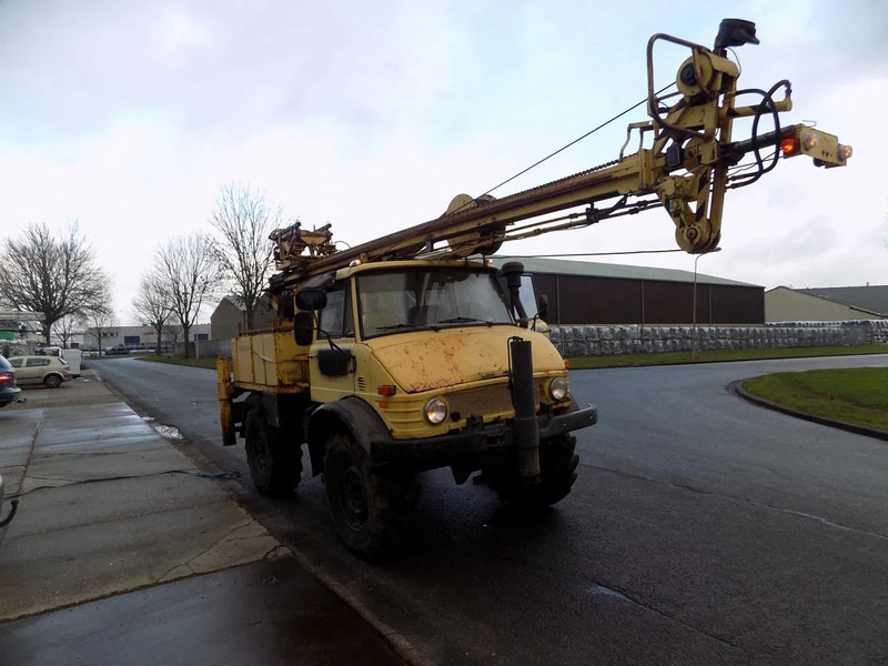 Mercedes-Benz U416 Unimog KNEBEL HY75 - Platforma za bušenje: slika Mercedes-Benz U416 Unimog KNEBEL HY75 - Platforma za bušenje Mercedes-Benz U416 Unimog KNEBEL HY75 - Platforma za bušenje: slika Mercedes-Benz U416 Unimog KNEBEL HY75 - Platforma za bušenje