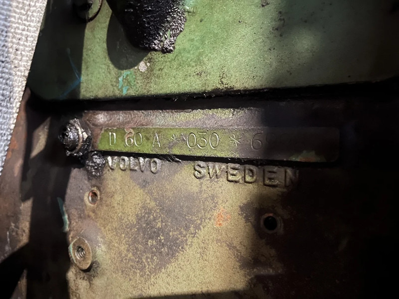 Volvo D60A met transmissie - Motor za Kamion: slika Volvo D60A met transmissie - Motor za Kamion Volvo D60A met transmissie - Motor za Kamion: slika Volvo D60A met transmissie - Motor za Kamion