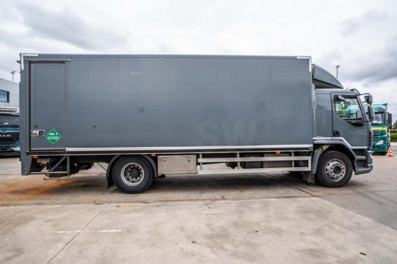 DAF LF 55.220(19 T-E6 )+DHOLLANDIA 2TON - Kamion sandučar: slika DAF LF 55.220(19 T-E6 )+DHOLLANDIA 2TON - Kamion sandučar DAF LF 55.220(19 T-E6 )+DHOLLANDIA 2TON - Kamion sandučar: slika DAF LF 55.220(19 T-E6 )+DHOLLANDIA 2TON - Kamion sandučar