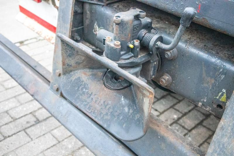 Kamion s kukastom dizalicom DAF XF 105.460 - AJK + intarder: slika Kamion s kukastom dizalicom DAF XF 105.460 - AJK + intarder