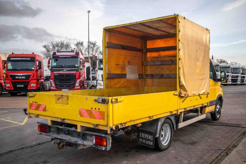 Iveco DAILY 50C13 - Dostavno vozilo s ravnom platformom: slika Iveco DAILY 50C13 - Dostavno vozilo s ravnom platformom Iveco DAILY 50C13 - Dostavno vozilo s ravnom platformom: slika Iveco DAILY 50C13 - Dostavno vozilo s ravnom platformom