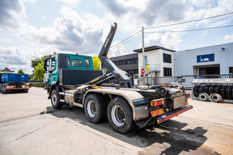 Iveco TRAKKER 360-6x4-PALFINGER - Kamion s kukastom dizalicom: slika Iveco TRAKKER 360-6x4-PALFINGER - Kamion s kukastom dizalicom Iveco TRAKKER 360-6x4-PALFINGER - Kamion s kukastom dizalicom: slika Iveco TRAKKER 360-6x4-PALFINGER - Kamion s kukastom dizalicom