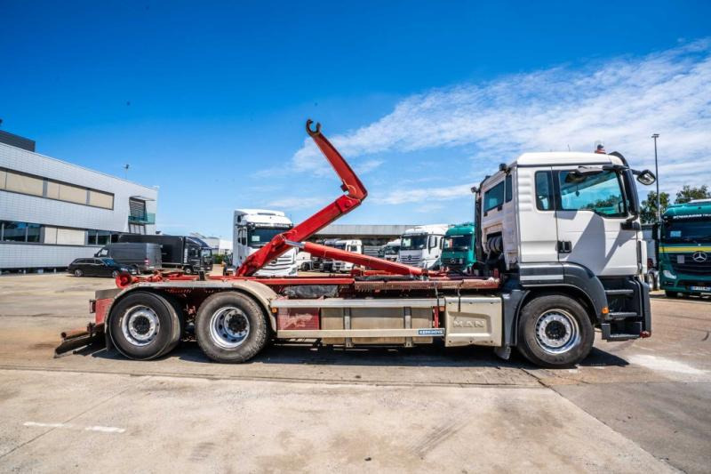 MAN TGS 26.440 BL - AJK - Kamion s kukastom dizalicom: slika MAN TGS 26.440 BL - AJK - Kamion s kukastom dizalicom MAN TGS 26.440 BL - AJK - Kamion s kukastom dizalicom: slika MAN TGS 26.440 BL - AJK - Kamion s kukastom dizalicom
