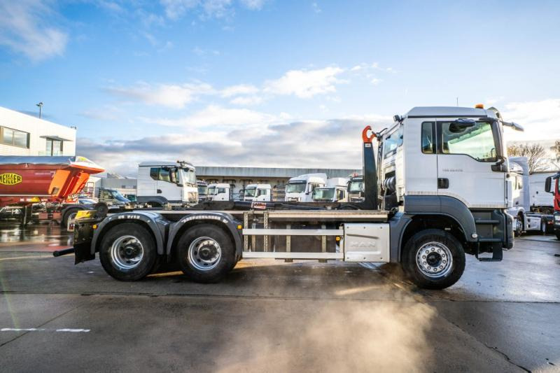 MAN TGS 33.470 BL - 64 456 KM - Kamion s kukastom dizalicom: slika MAN TGS 33.470 BL - 64 456 KM - Kamion s kukastom dizalicom MAN TGS 33.470 BL - 64 456 KM - Kamion s kukastom dizalicom: slika MAN TGS 33.470 BL - 64 456 KM - Kamion s kukastom dizalicom