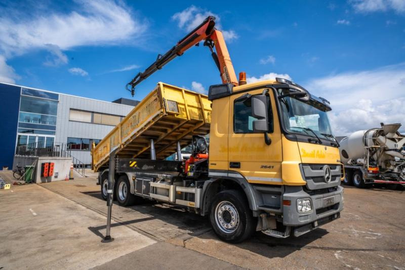 Mercedes ACTROS 2641-MP3-6x2-4+ PK 18 T/m/3XHydr. - Kiper, Kamion s kranom: slika Mercedes ACTROS 2641-MP3-6x2-4+ PK 18 T/m/3XHydr. - Kiper, Kamion s kranom Mercedes ACTROS 2641-MP3-6x2-4+ PK 18 T/m/3XHydr. - Kiper, Kamion s kranom: slika Mercedes ACTROS 2641-MP3-6x2-4+ PK 18 T/m/3XHydr. - Kiper, Kamion s kranom