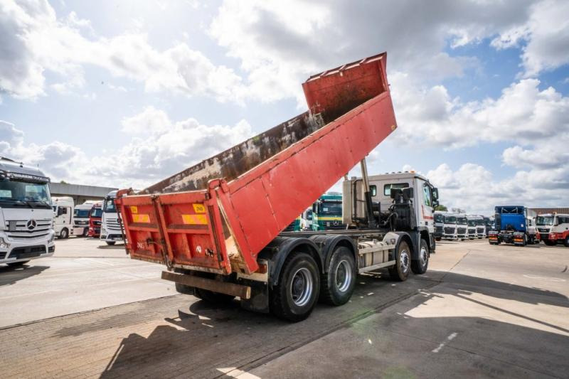 Mercedes ACTROS 3241 K -MP3-E5 - Kiper: slika Mercedes ACTROS 3241 K -MP3-E5 - Kiper Mercedes ACTROS 3241 K -MP3-E5 - Kiper: slika Mercedes ACTROS 3241 K -MP3-E5 - Kiper