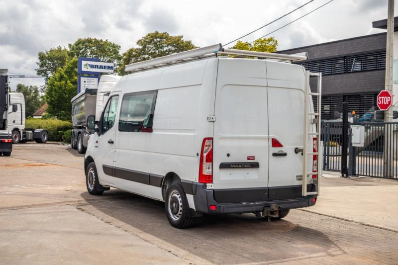 Renault MASTER 125 DCI + 7 personen - Furgon: slika Renault MASTER 125 DCI + 7 personen - Furgon Renault MASTER 125 DCI + 7 personen - Furgon: slika Renault MASTER 125 DCI + 7 personen - Furgon