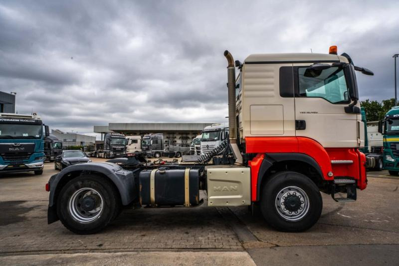 MAN TGS 18.460 BLS 4X4 +KIPHYDR.+ADR (met Cardan) - Tegljač: slika MAN TGS 18.460 BLS 4X4 +KIPHYDR.+ADR (met Cardan) - Tegljač MAN TGS 18.460 BLS 4X4 +KIPHYDR.+ADR (met Cardan) - Tegljač: slika MAN TGS 18.460 BLS 4X4 +KIPHYDR.+ADR (met Cardan) - Tegljač