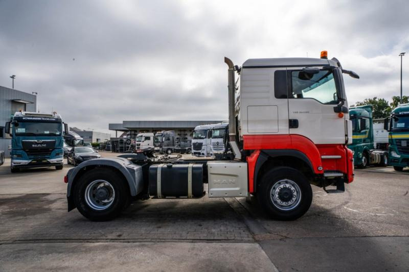 MAN TGS 18.460 BLS 4X4 + kiphydr. (Cardan) - Tegljač: slika MAN TGS 18.460 BLS 4X4 + kiphydr. (Cardan) - Tegljač MAN TGS 18.460 BLS 4X4 + kiphydr. (Cardan) - Tegljač: slika MAN TGS 18.460 BLS 4X4 + kiphydr. (Cardan) - Tegljač