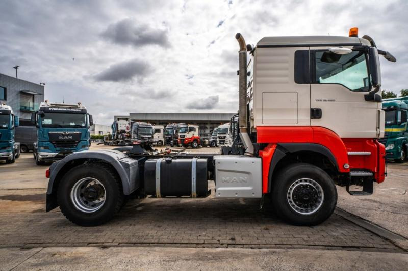 MAN TGS 18.460 BLS 4X4 + kiphydr. (Cardan) - Tegljač: slika MAN TGS 18.460 BLS 4X4 + kiphydr. (Cardan) - Tegljač MAN TGS 18.460 BLS 4X4 + kiphydr. (Cardan) - Tegljač: slika MAN TGS 18.460 BLS 4X4 + kiphydr. (Cardan) - Tegljač