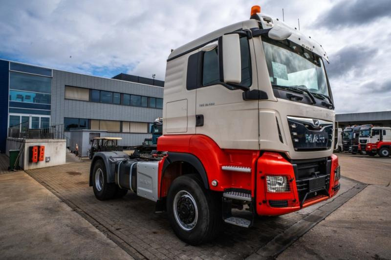 MAN TGS 18.460 BLS 4X4 + kiphydr. (Cardan) - Tegljač: slika MAN TGS 18.460 BLS 4X4 + kiphydr. (Cardan) - Tegljač MAN TGS 18.460 BLS 4X4 + kiphydr. (Cardan) - Tegljač: slika MAN TGS 18.460 BLS 4X4 + kiphydr. (Cardan) - Tegljač