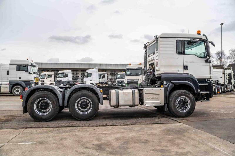 MAN TGS 33.500 BLS - 277.495 KM - Tegljač: slika MAN TGS 33.500 BLS - 277.495 KM - Tegljač MAN TGS 33.500 BLS - 277.495 KM - Tegljač: slika MAN TGS 33.500 BLS - 277.495 KM - Tegljač