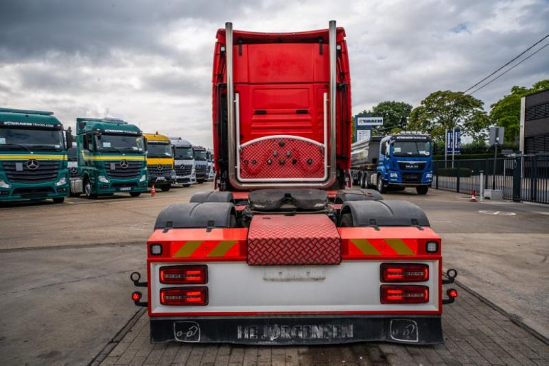 MAN TGX 26.500 XXL BLS - 6x2/4 - Tegljač: slika MAN TGX 26.500 XXL BLS - 6x2/4 - Tegljač MAN TGX 26.500 XXL BLS - 6x2/4 - Tegljač: slika MAN TGX 26.500 XXL BLS - 6x2/4 - Tegljač