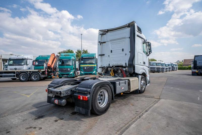 Mercedes ACTROS 1845 LS - Tegljač: slika Mercedes ACTROS 1845 LS - Tegljač Mercedes ACTROS 1845 LS - Tegljač: slika Mercedes ACTROS 1845 LS - Tegljač