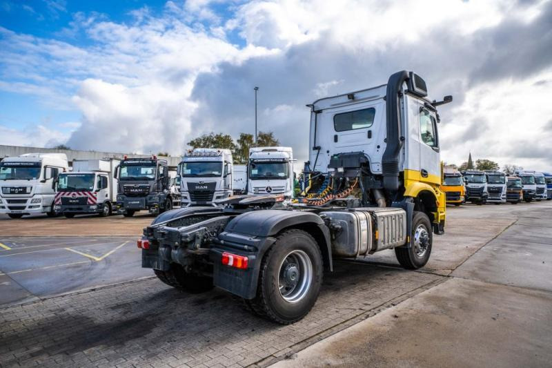 Mercedes AROCS 2045 AS (cardan ) - Tegljač: slika Mercedes AROCS 2045 AS (cardan ) - Tegljač Mercedes AROCS 2045 AS (cardan ) - Tegljač: slika Mercedes AROCS 2045 AS (cardan ) - Tegljač