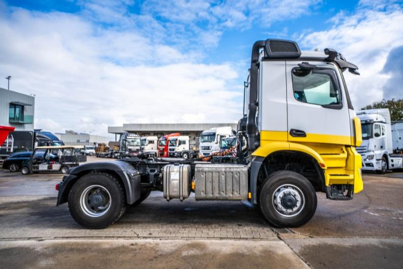 Mercedes AROCS 2045 AS (cardan ) - Tegljač: slika Mercedes AROCS 2045 AS (cardan ) - Tegljač Mercedes AROCS 2045 AS (cardan ) - Tegljač: slika Mercedes AROCS 2045 AS (cardan ) - Tegljač