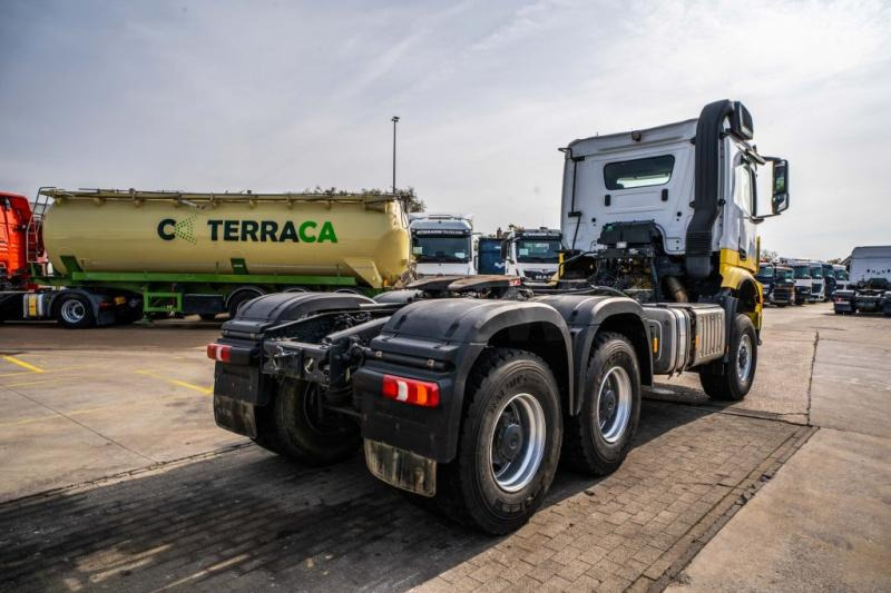Mercedes AROCS 3345 AS - Tegljač: slika Mercedes AROCS 3345 AS - Tegljač Mercedes AROCS 3345 AS - Tegljač: slika Mercedes AROCS 3345 AS - Tegljač