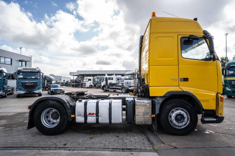 Volvo FH 400 + KIPHYDR. - Tegljač: slika Volvo FH 400 + KIPHYDR. - Tegljač Volvo FH 400 + KIPHYDR. - Tegljač: slika Volvo FH 400 + KIPHYDR. - Tegljač