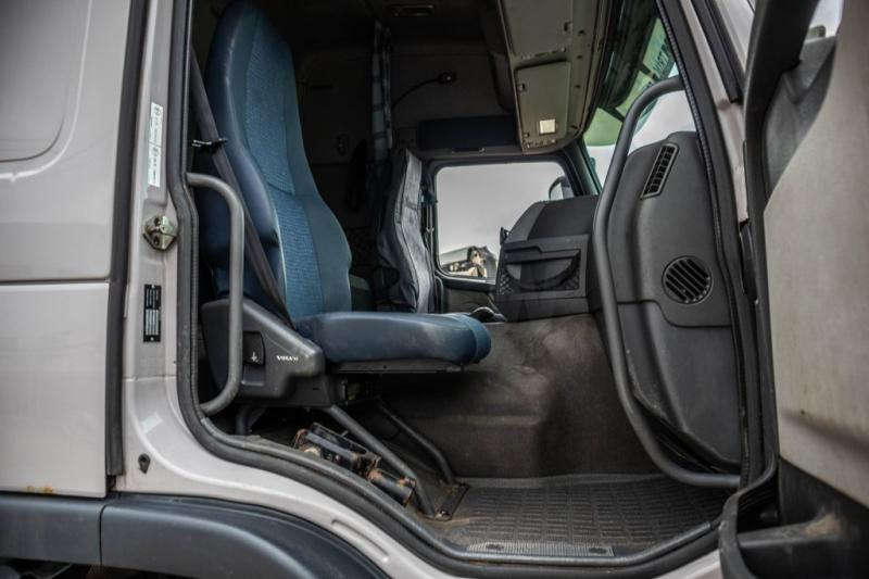Tegljač Volvo FM(FH) 420 GLOBE+KIPHYDR.: slika Tegljač Volvo FM(FH) 420 GLOBE+KIPHYDR.